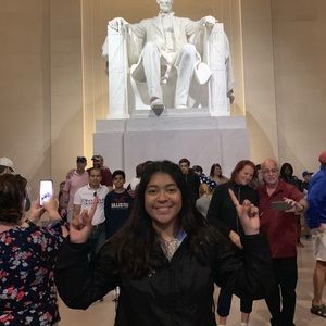 Meet your Posher, Ambar